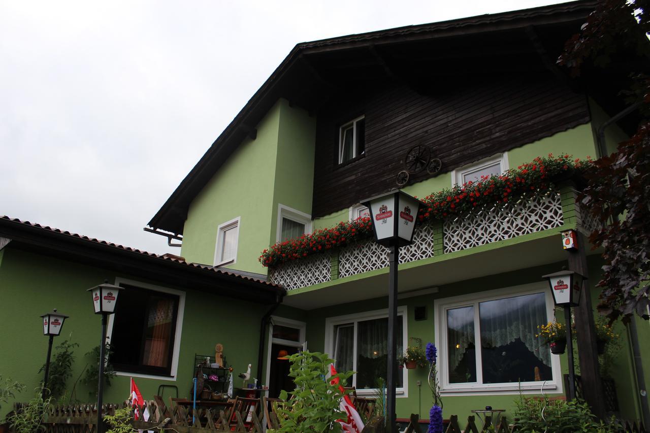 Gasthaus Zum Stadtwald Rottenmann Bagian luar foto