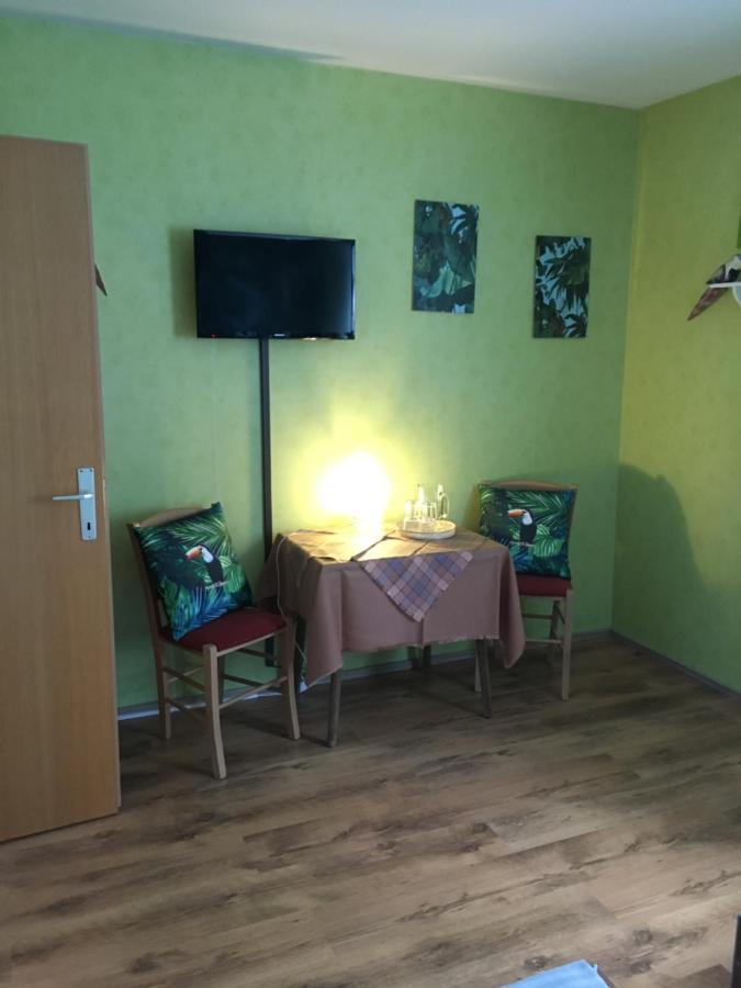 Gasthaus Zum Stadtwald Rottenmann Bagian luar foto