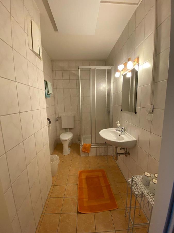 Gasthaus Zum Stadtwald Rottenmann Bagian luar foto